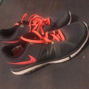 Nike running shoes size 7